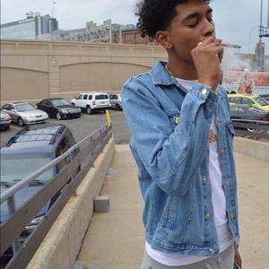 Meet your Posher, Noel